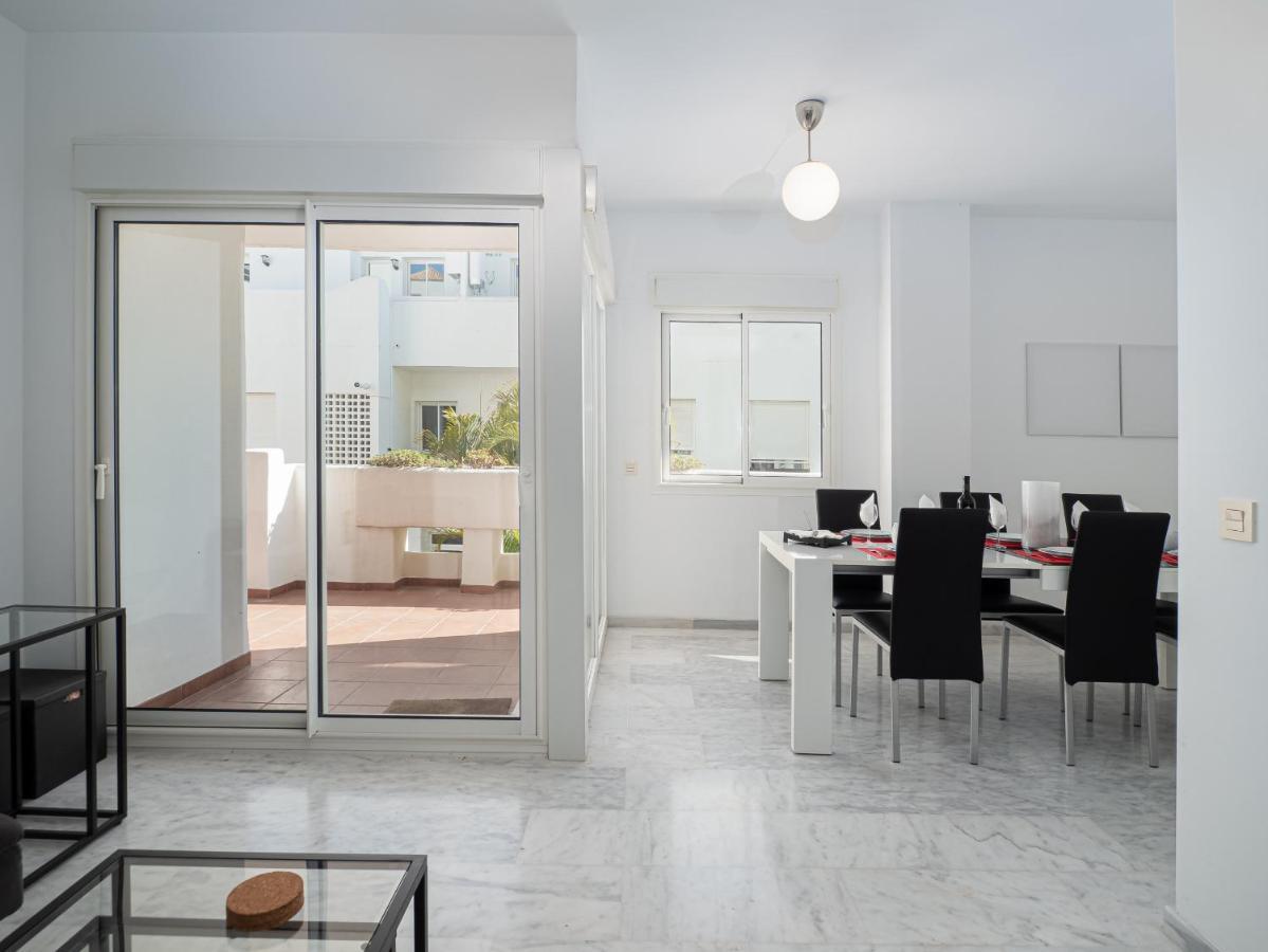 2051-New 3 Bedrooms On Golf Эстепона Экстерьер фото