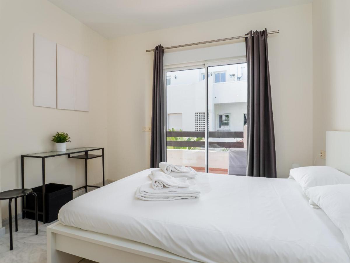2051-New 3 Bedrooms On Golf Эстепона Экстерьер фото
